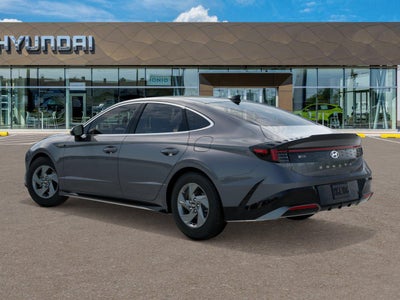 2027 Hyundai SONATA SE