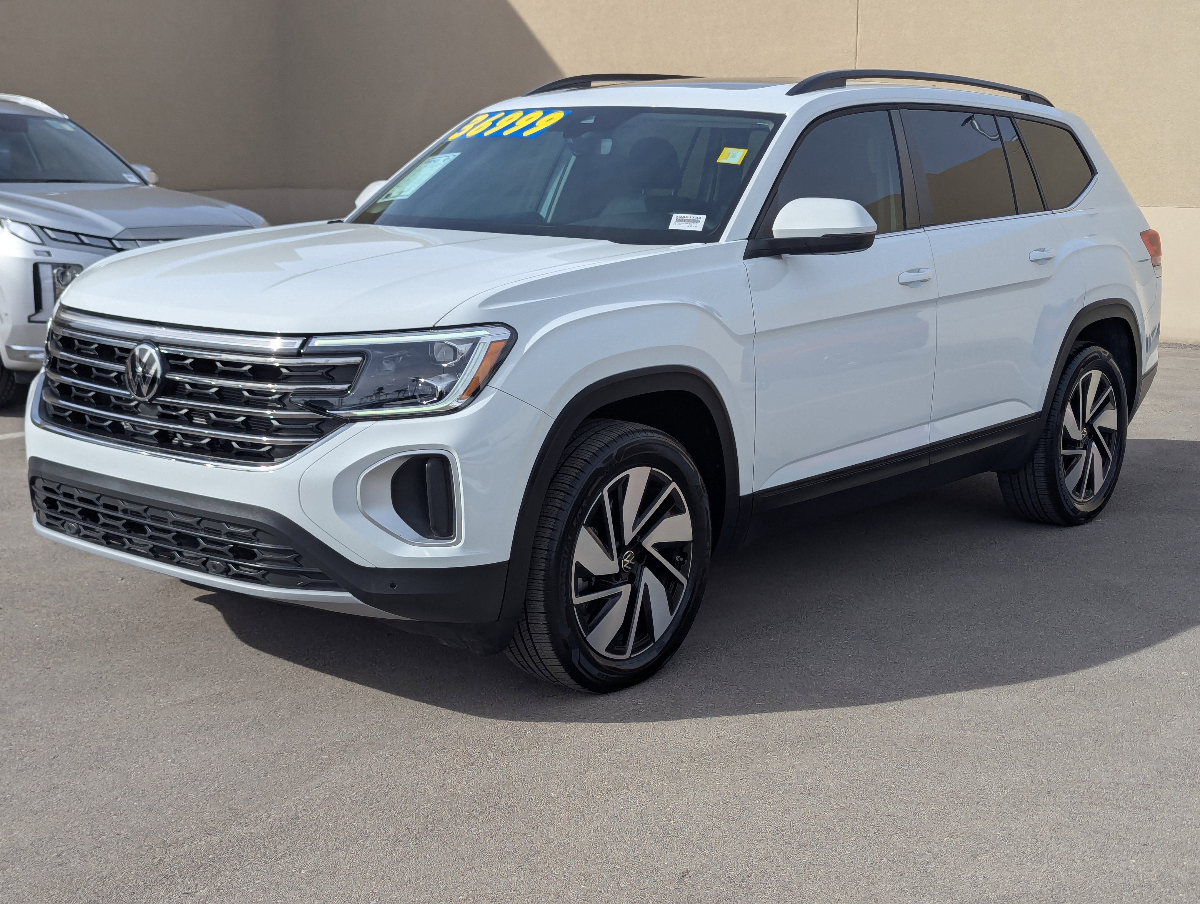 2025 Volkswagen Atlas 2.0T SE w/Technology