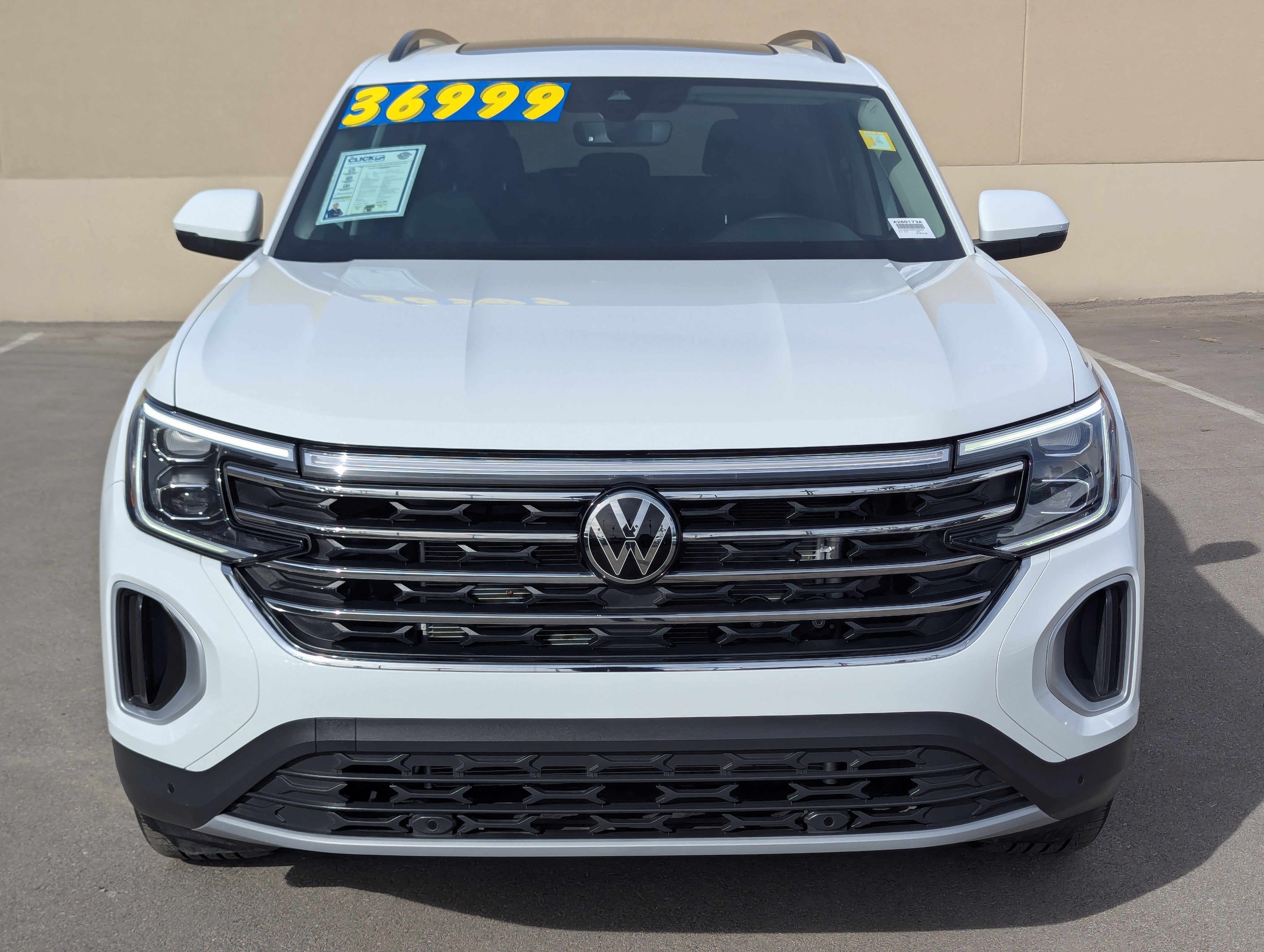2025 Volkswagen Atlas 2.0T SE w/Technology