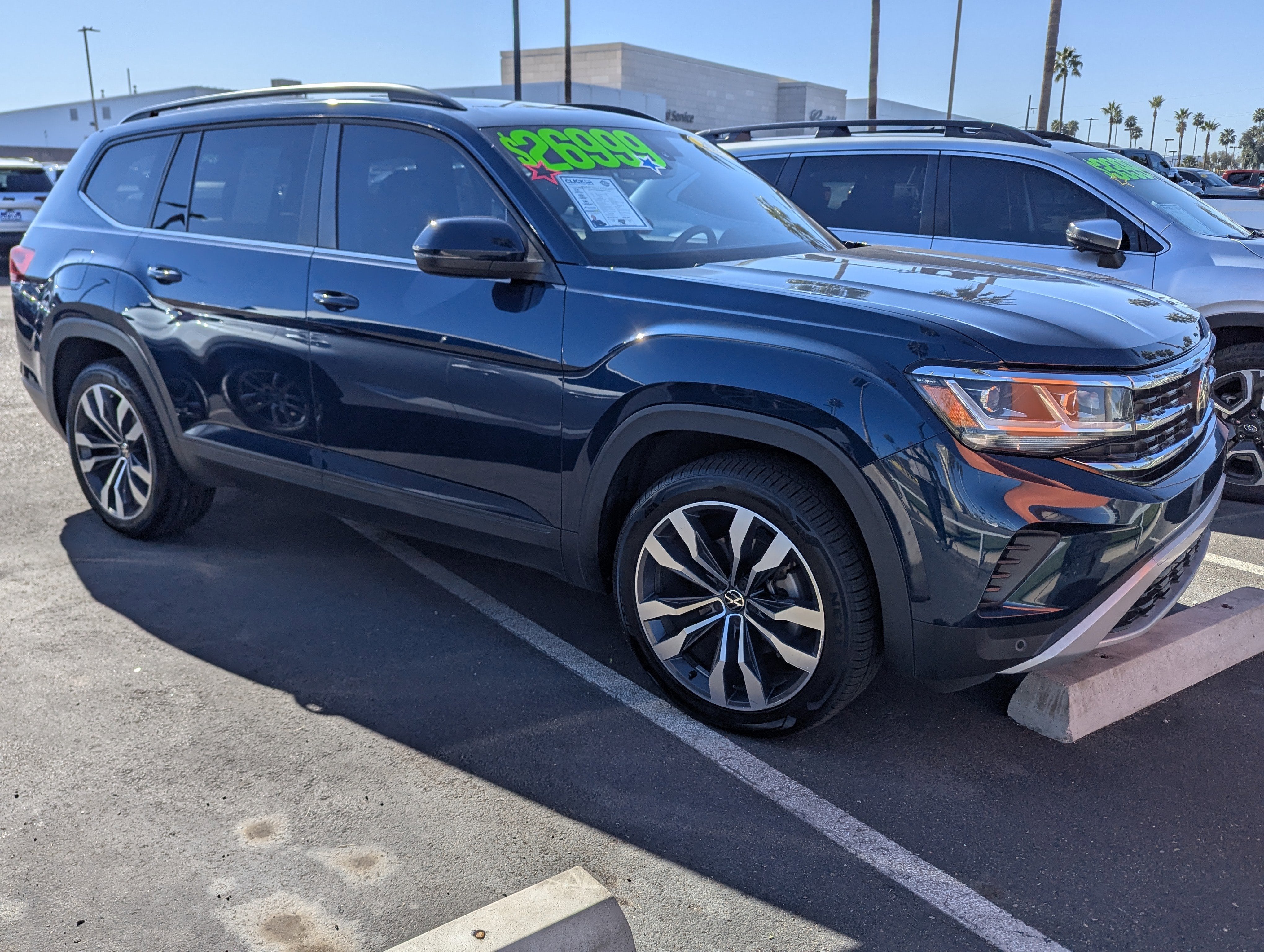 2022 Volkswagen Atlas 3.6L V6 SE w/Technology