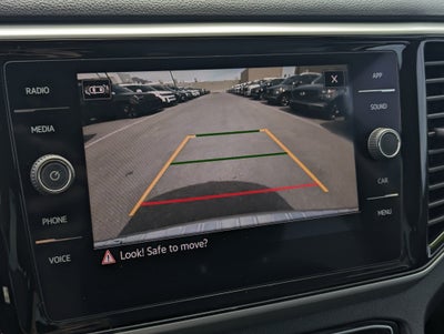 2022 Volkswagen Atlas 3.6L V6 SE w/Technology