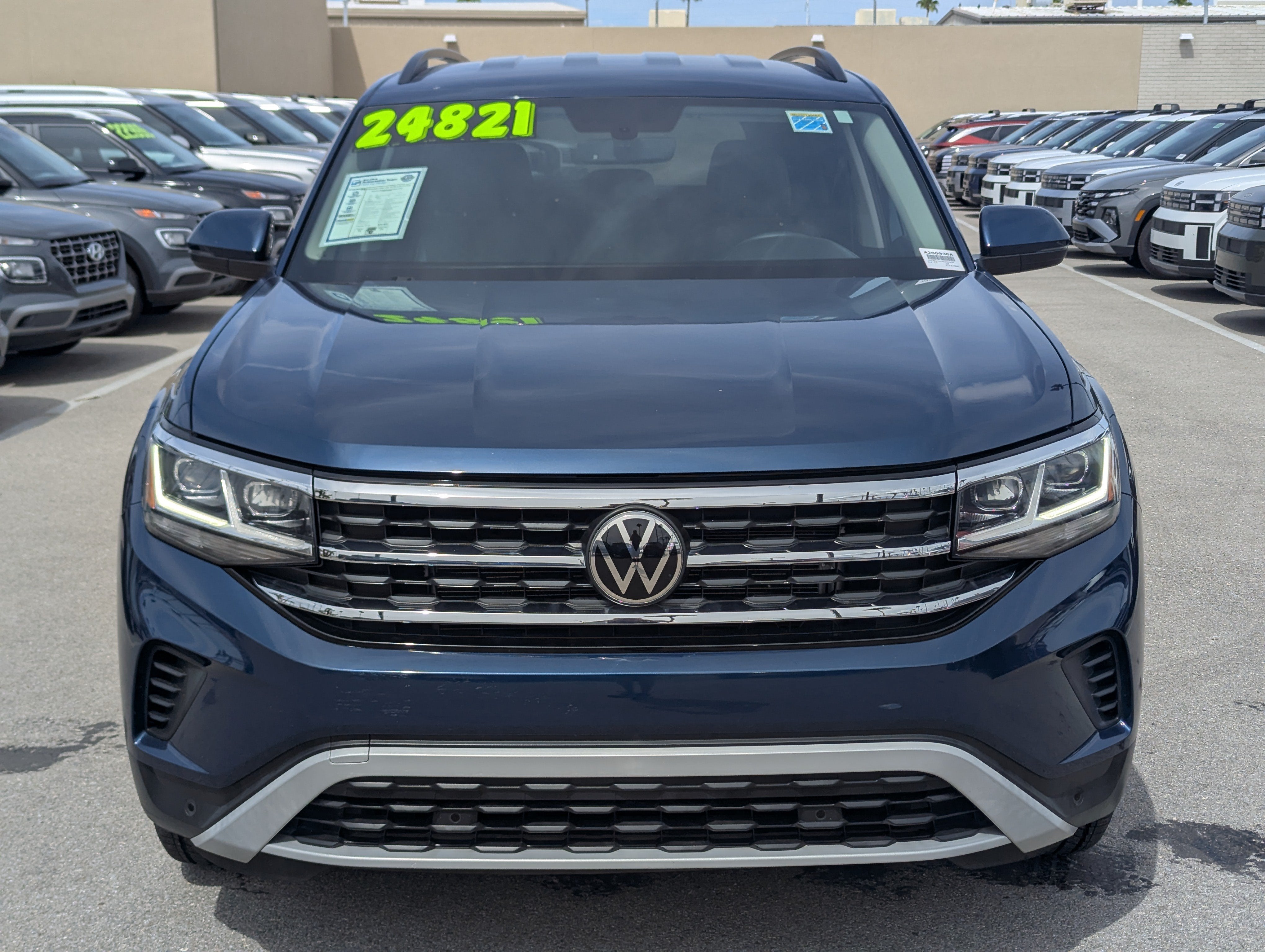 2022 Volkswagen Atlas 3.6L V6 SE w/Technology