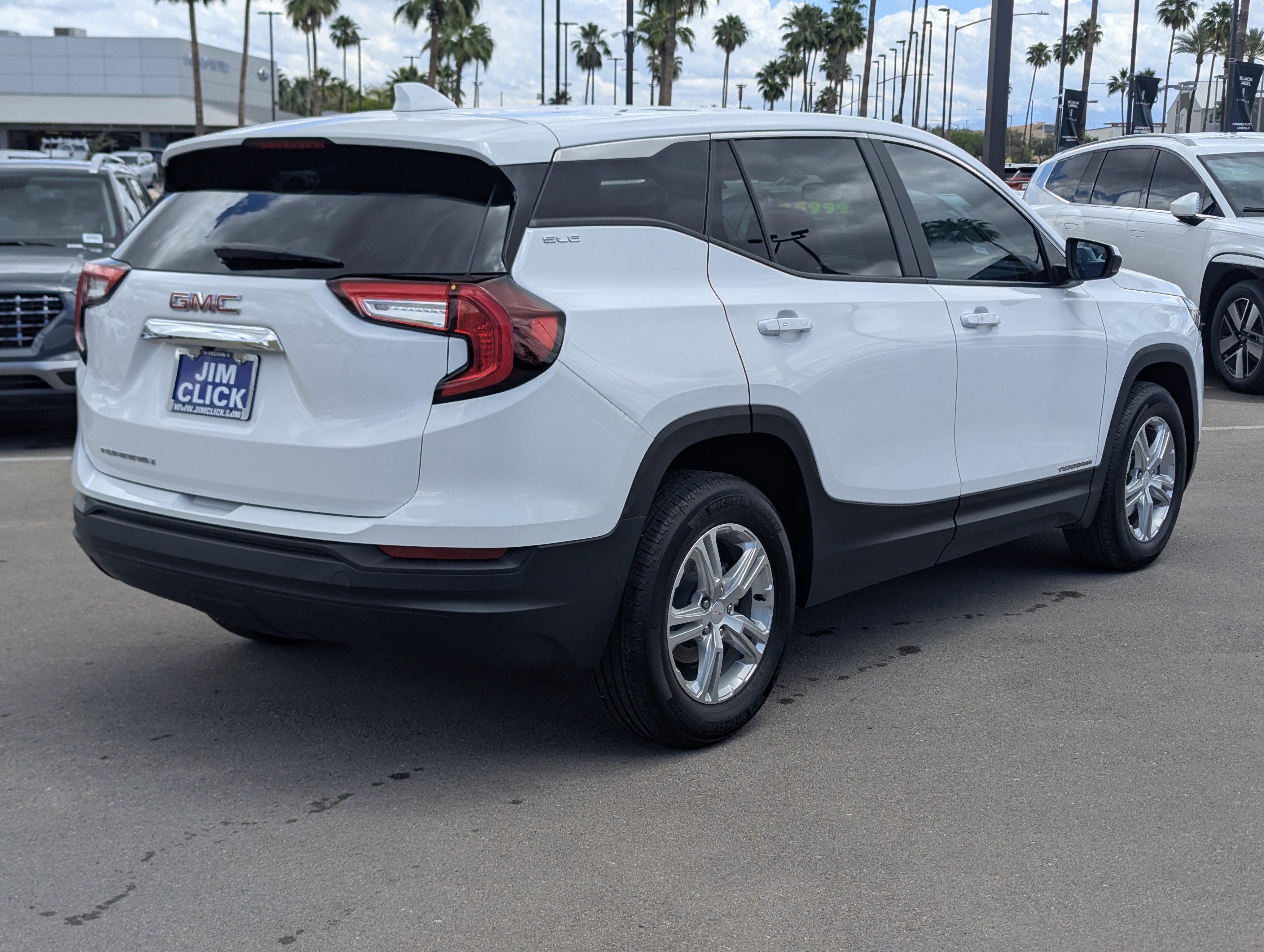 2024 GMC Terrain SLE
