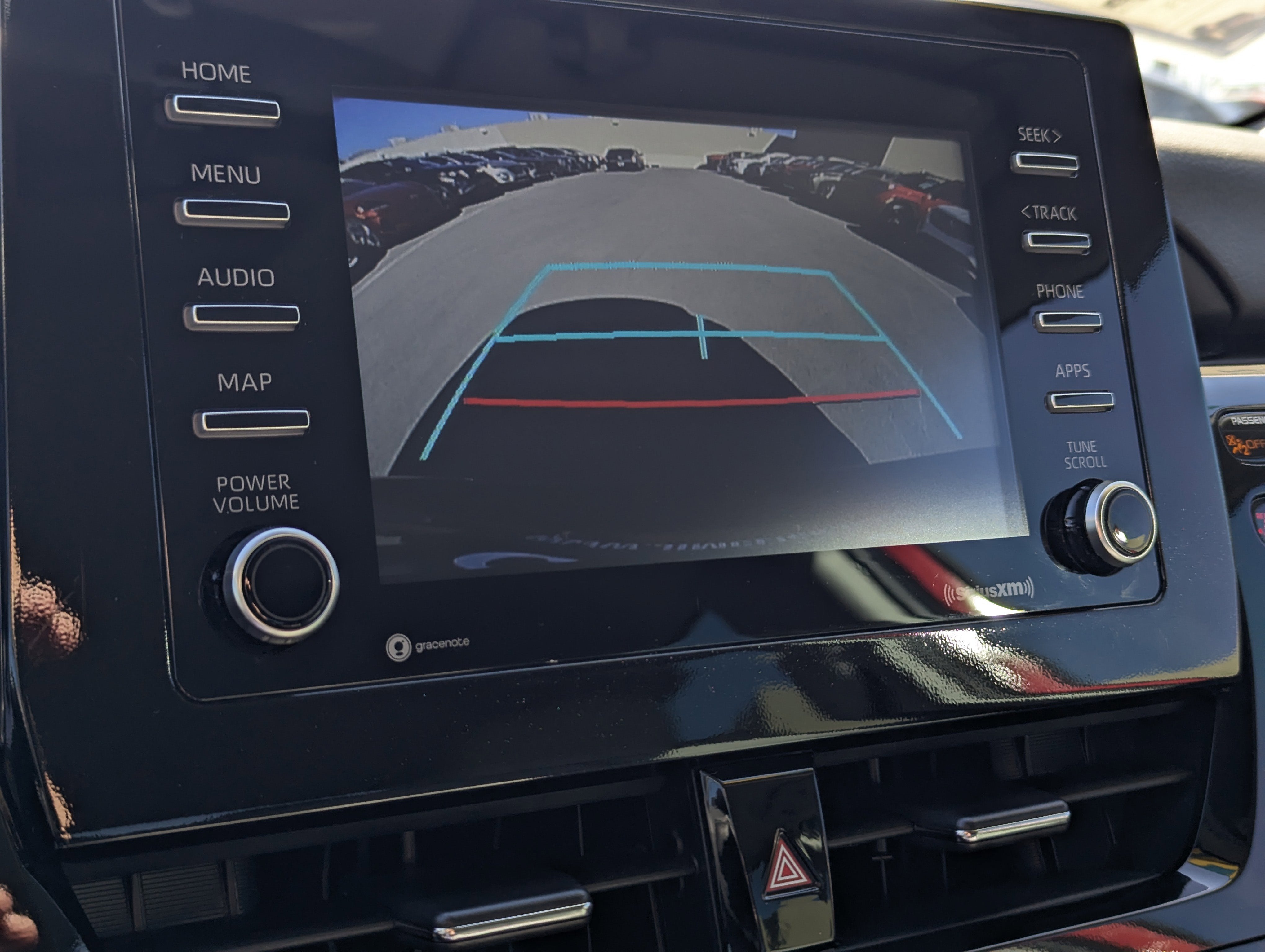 2022 Toyota Camry Hybrid SE