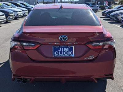 2022 Toyota Camry Hybrid SE