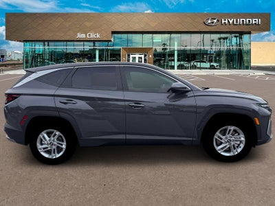 2026 Hyundai TUCSON SE FWD