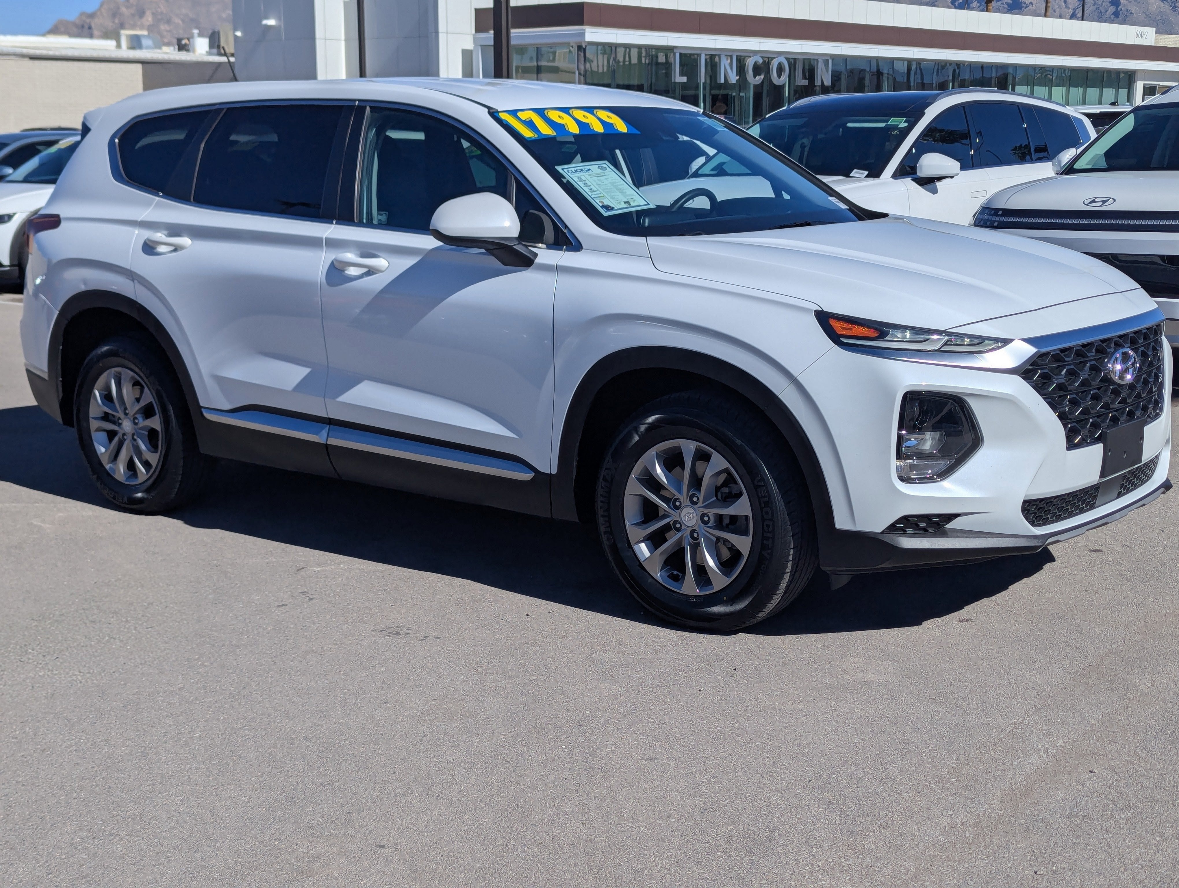 2020 Hyundai SANTA FE SE