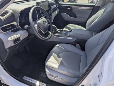 2024 Toyota Highlander Limited