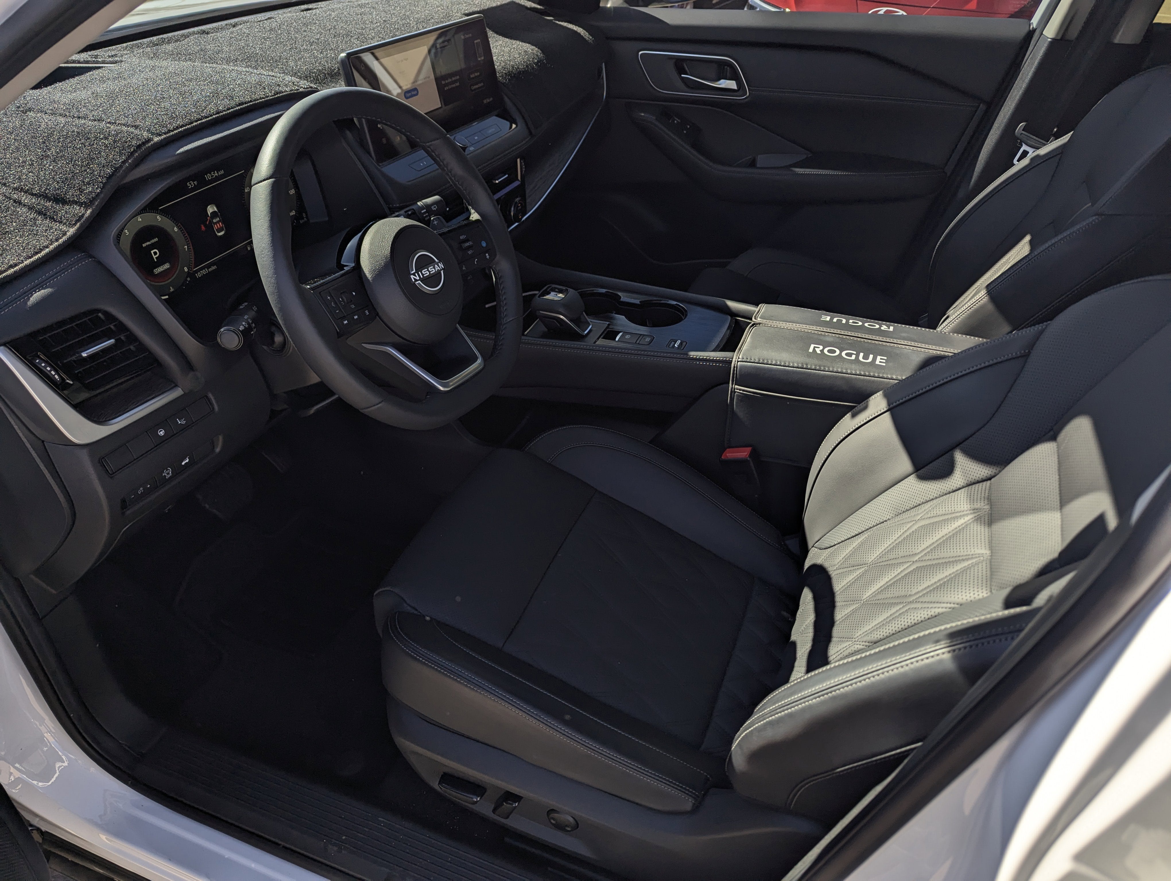 2024 Nissan Rogue Platinum