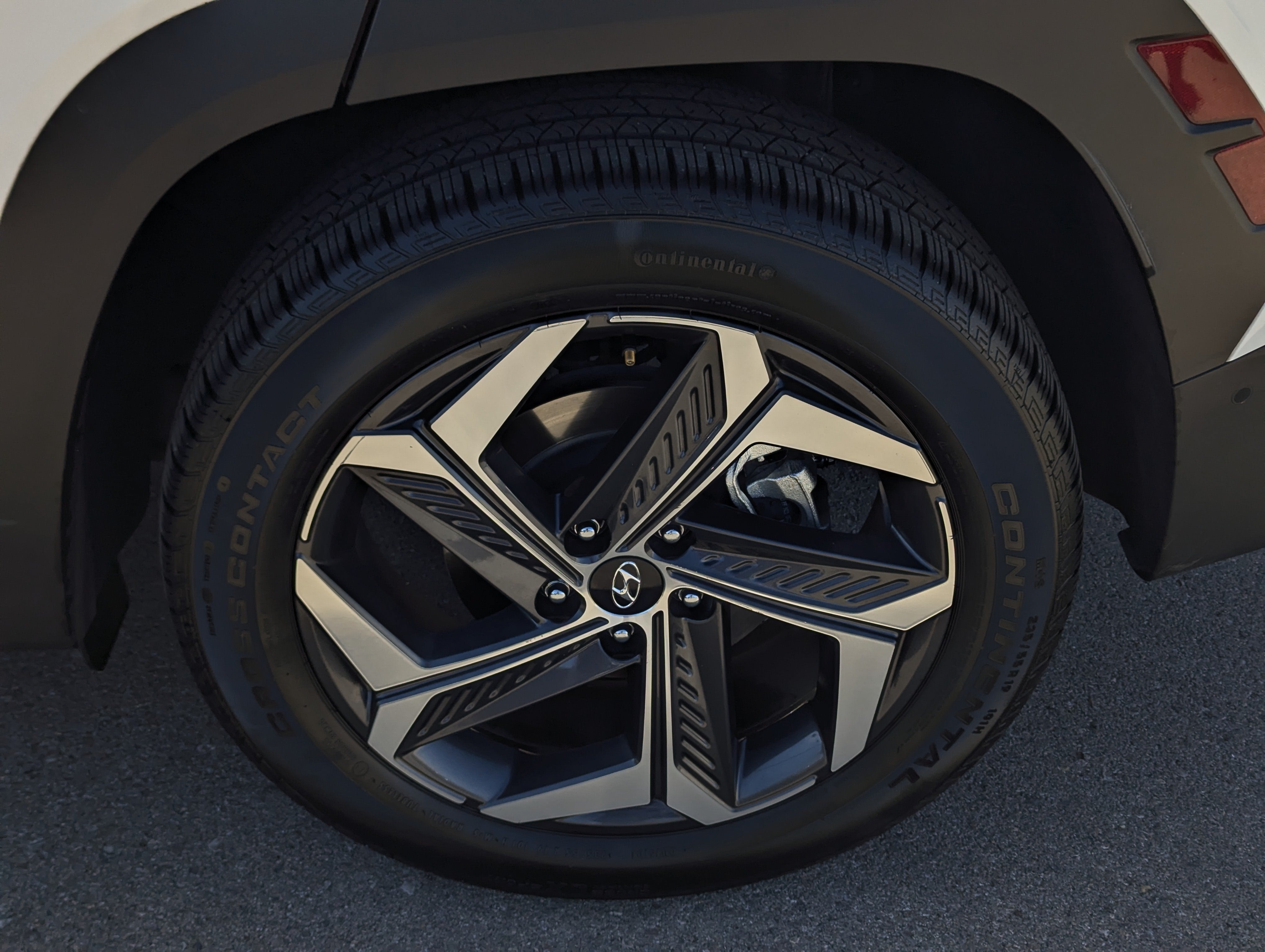 2022 Hyundai TUCSON HYBRID Limited