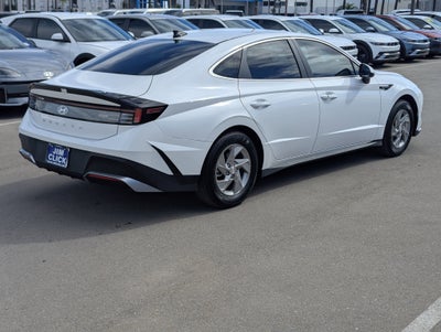 2025 Hyundai SONATA SE