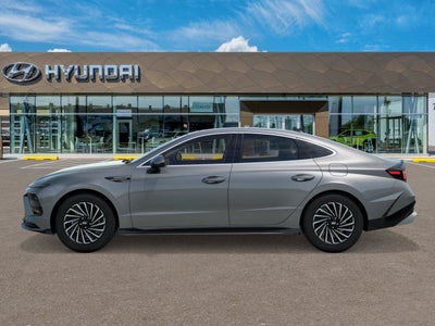 2026 Hyundai SONATA HYBRID SEL