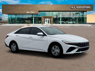 2026 Hyundai ELANTRA SE