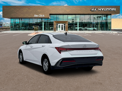 2026 Hyundai ELANTRA SE