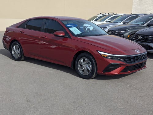 2025 Hyundai ELANTRA SE