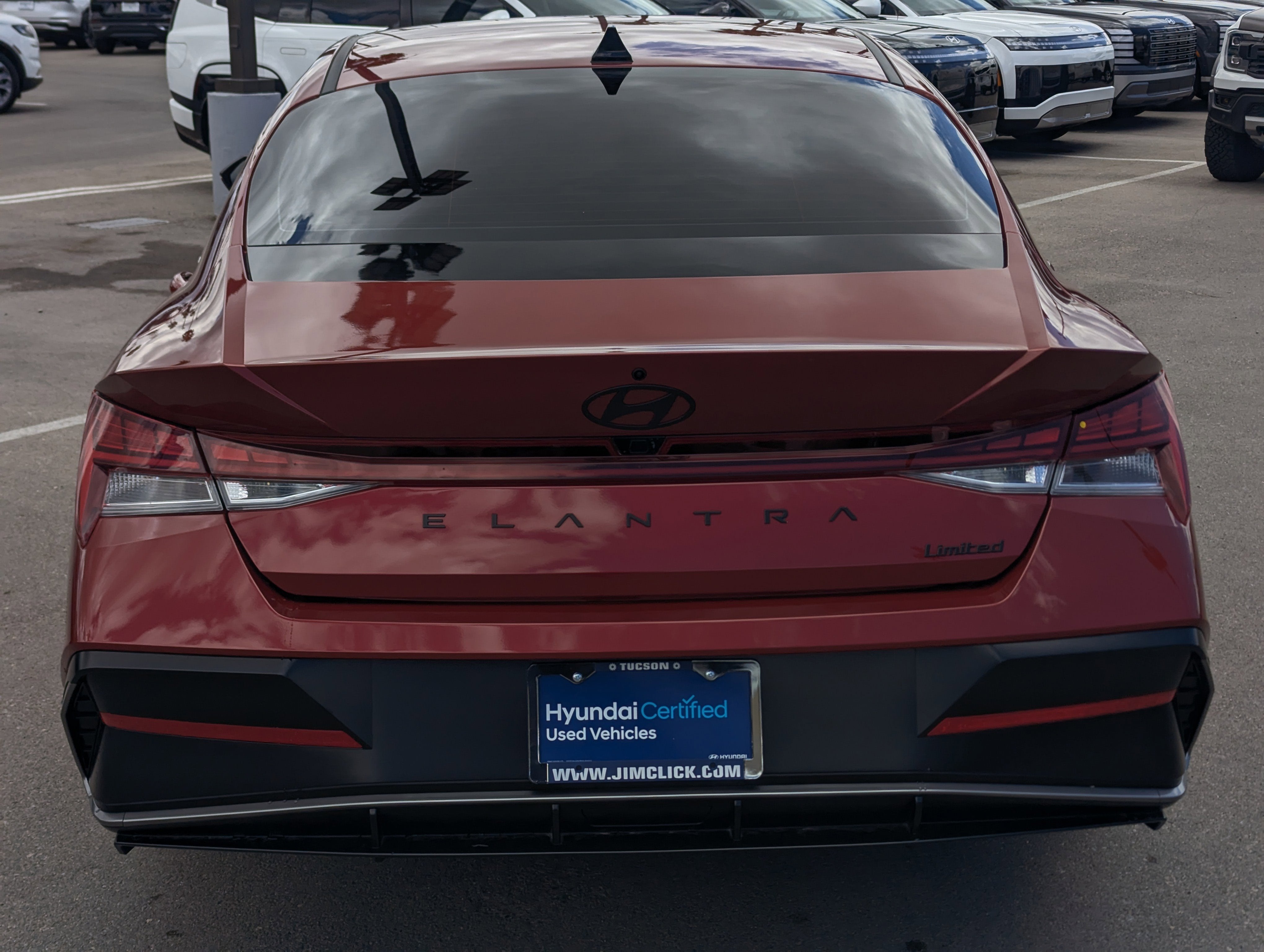 2025 Hyundai ELANTRA Limited