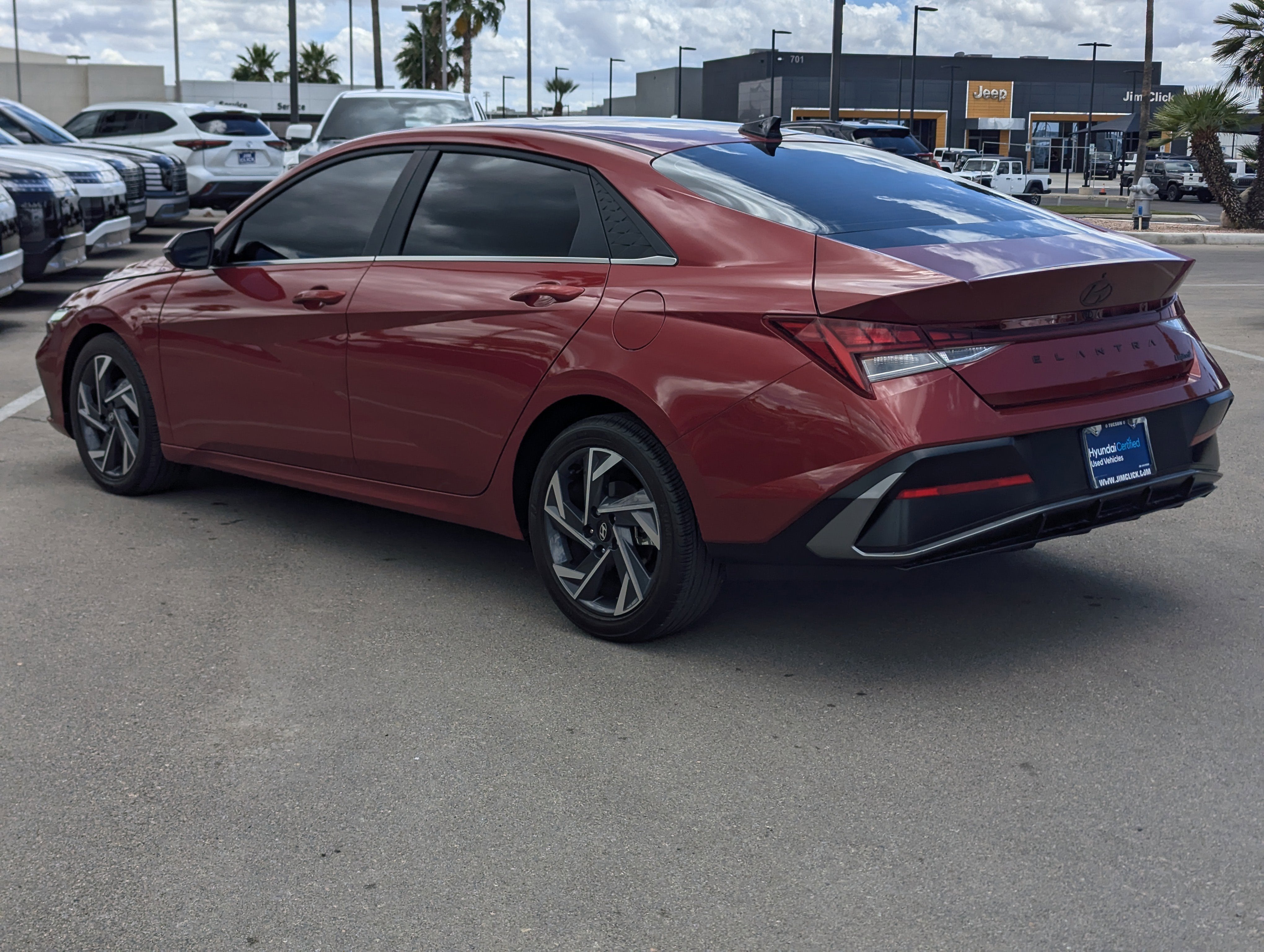 2025 Hyundai ELANTRA Limited